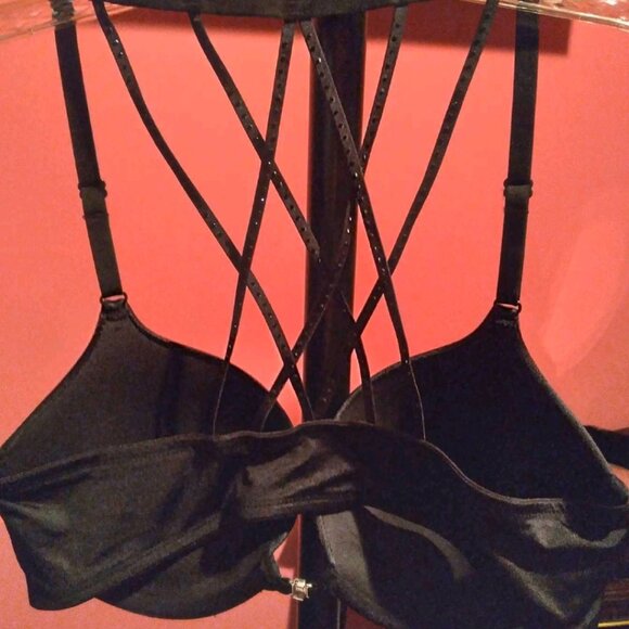 BN LA Senza Bra w Rhinestone Detailing. - Picture 3 of 4